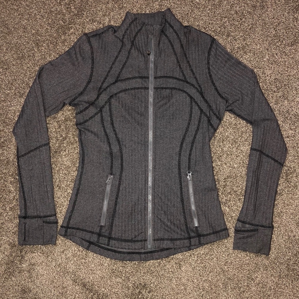 Lululemon Define Jacket - size 8